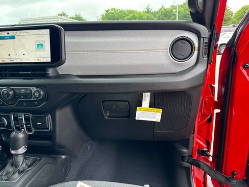 New 2026 Jeep Wrangler Unlimited Sport AWD/4WD image 25