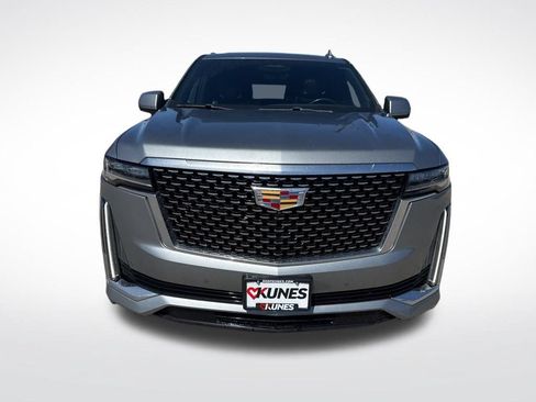 Used 2023 Cadillac Escalade Premium Luxury AWD/4WD image 5