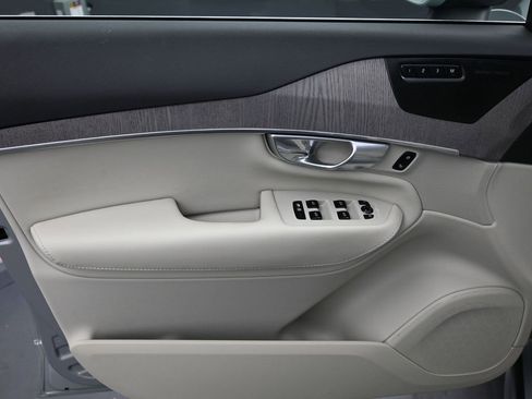 Certified 2024 Volvo XC90 T8 Plus w/ Protection Package Premier image 11