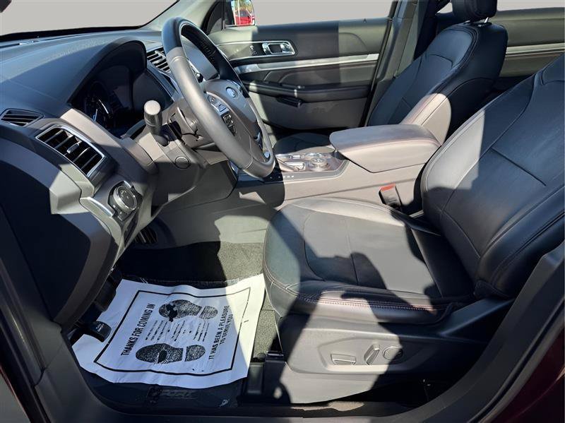 Used 2018 Ford Explorer Sport w/ Equipment Group 401A AWD/4WD image 18