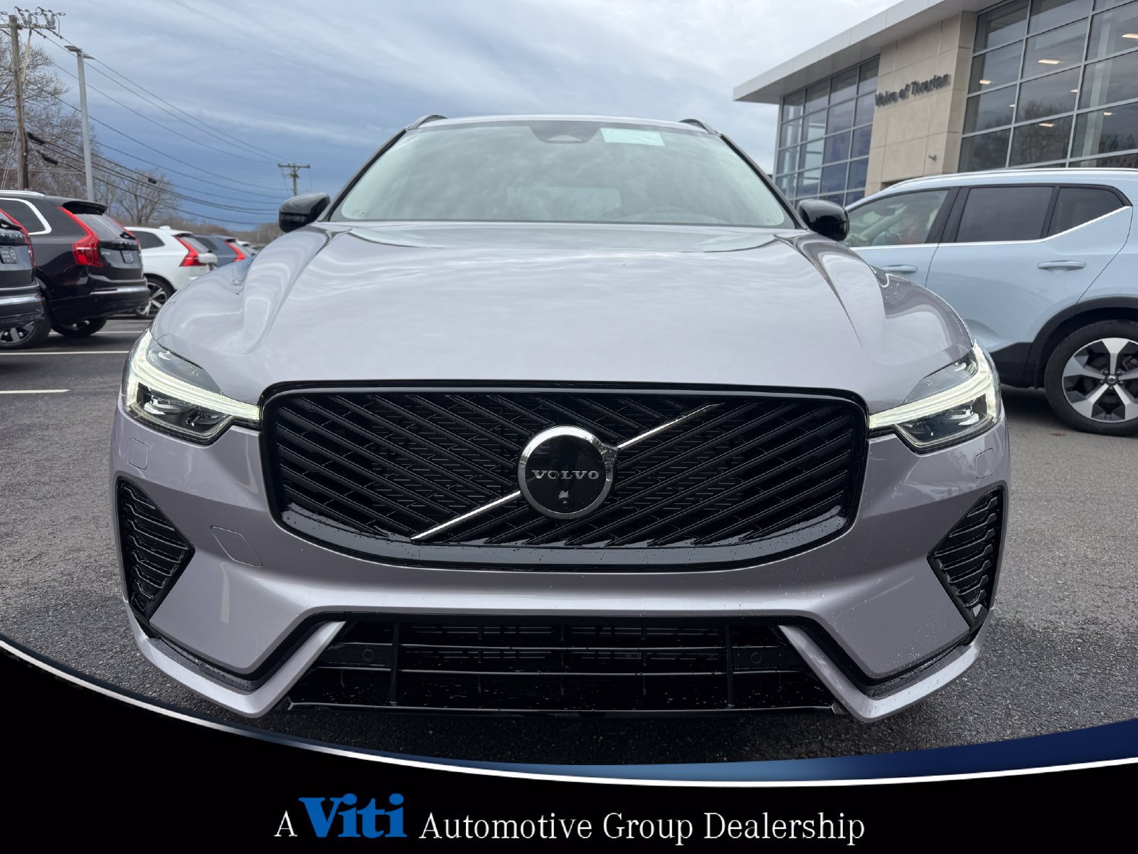 Used 2026 Volvo XC60 B5 Plus w/ Protection Package Premier AWD/4WD image 3