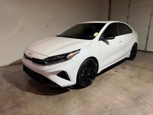 Used 2023 Kia Forte GT w/ GT2 Package FWD image 3