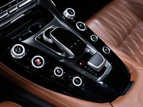 Used 2018 Mercedes-Benz AMG GT C image 52