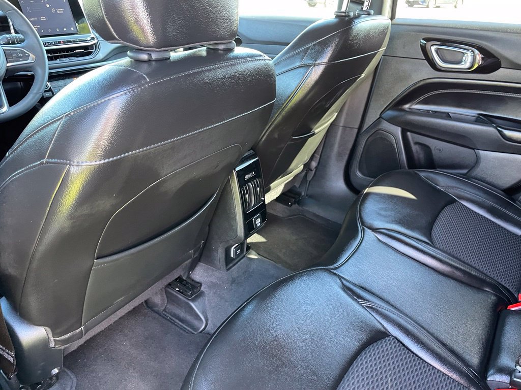 Used 2022 Jeep Compass Latitude AWD/4WD image 8