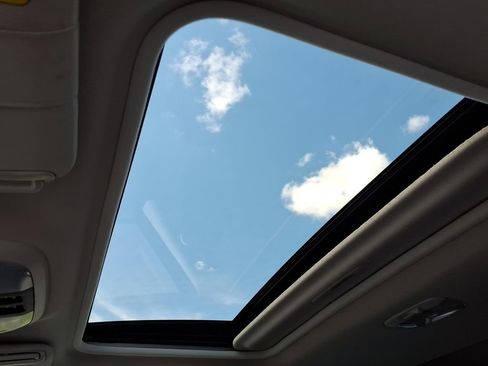 Used 2021 Subaru Crosstrek 2.0i Premium w/ Moonroof Package image 16