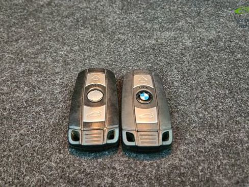 Used 2006 BMW M5 image 59