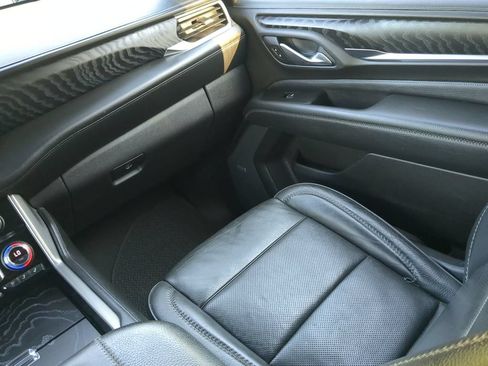 Used 2021 GMC Yukon Denali RWD image 51