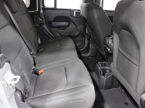 Used 2022 Jeep Wrangler Unlimited Sport AWD/4WD image 22