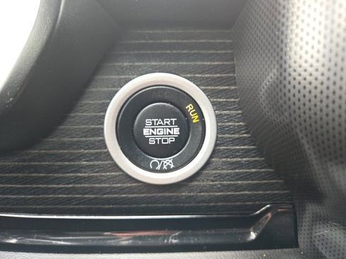 Used 2022 RAM 2500 Limited image 31