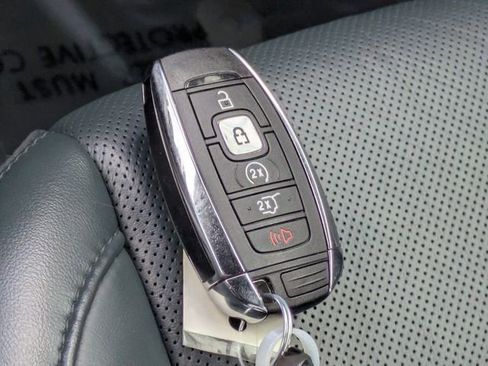 Used 2019 Lincoln MKC Reserve w/ MKC Technology Package image 27