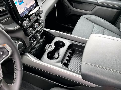 New 2026 RAM 1500 Big Horn AWD/4WD image 17