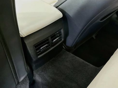 Used 2023 Lexus IS 350 F Sport AWD/4WD image 27