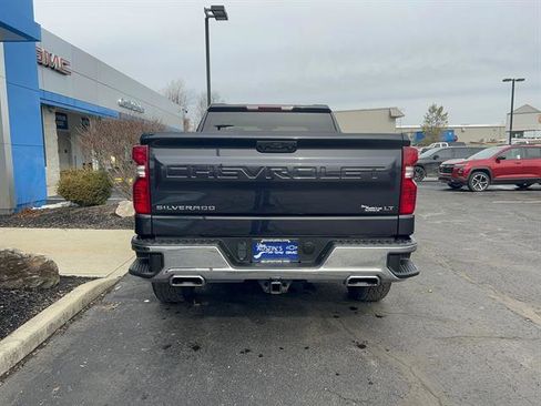 Used 2022 Chevrolet Silverado 1500 LT w/ Z71 Off-Road Package image 6