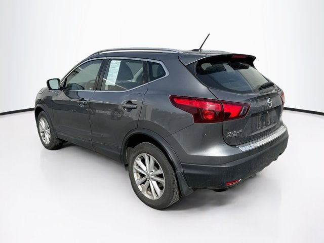 Certified 2017 Nissan Rogue Sport SV w/ SV Premium Package AWD/4WD image 4