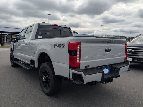 New 2025 Ford F350 Lariat w/ Lariat Ultimate Package image 6