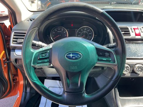 Used 2015 Subaru Crosstrek 2.0i Premium AWD/4WD image 10