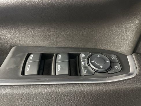 Used 2025 GMC Sierra 3500 Denali w/ Denali Reserve Package image 23