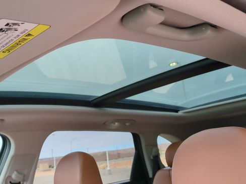 Used 2022 Kia Sorento SX Prestige w/ Rust Color Package image 16