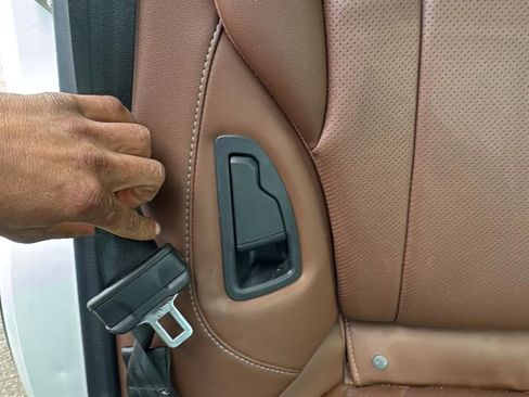 Used 2020 Subaru Outback Touring XT image 23