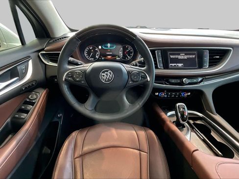 Used 2019 Buick Enclave Avenir w/ Avenir Technology Package AWD/4WD image 5