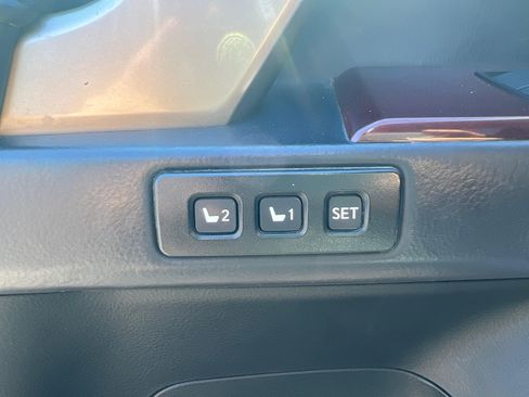 Used 2019 Lexus GX 460 Luxury image 25