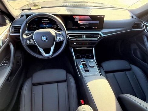 Used 2023 BMW i4 eDrive40 RWD image 13