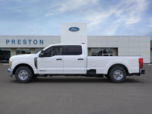 New 2025 Ford F250 XL w/ XL Chrome Package image 9