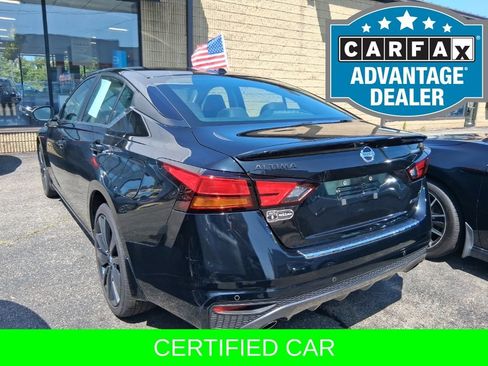 Certified 2022 Nissan Altima 2.5 SR w/ Midnight Edition Package AWD/4WD image 9