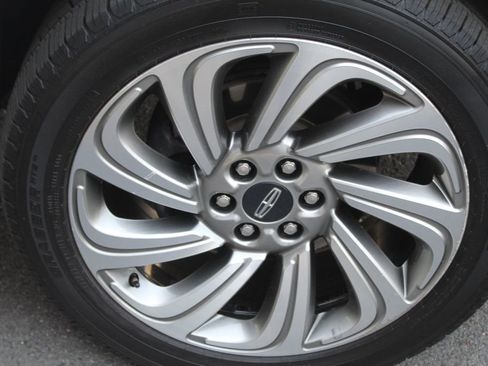 Used 2022 Lincoln Navigator Reserve image 9