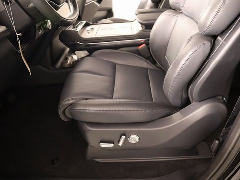 New 2025 Lincoln Navigator Reserve w/ Jet Appearance Package image 11