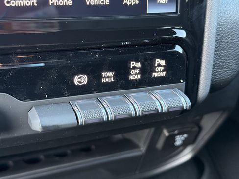 New 2026 RAM 3500 Tradesman AWD/4WD image 30