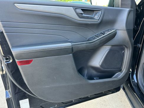 Used 2024 Ford Escape Active w/ Cold Weather Package image 17