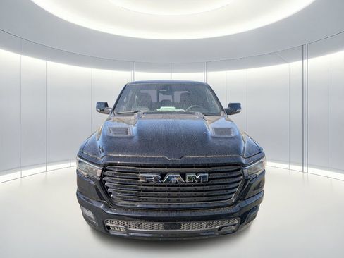 New 2026 RAM 1500 Laramie AWD/4WD image 9