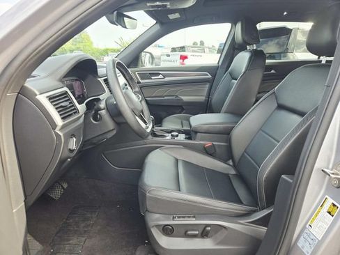 Used 2021 Volkswagen Atlas Cross Sport SEL AWD/4WD image 9
