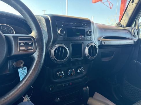 Used 2012 Jeep Wrangler Unlimited Sport image 12