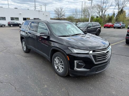 Used 2023 Chevrolet Traverse LT AWD/4WD image 4