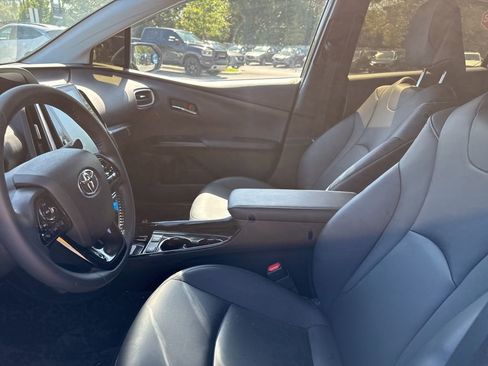 Used 2021 Toyota Prius Prime XLE w/ Carpet Mat Package (TMS) image 14
