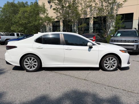 Used 2024 Toyota Camry LE FWD image 7