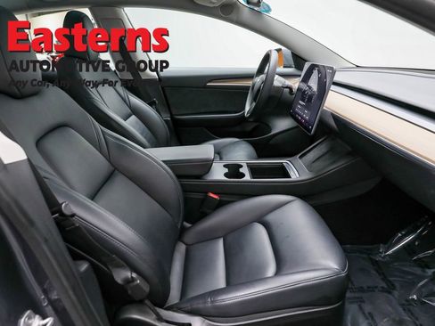 Used 2023 Tesla Model 3 Standard Range image 21