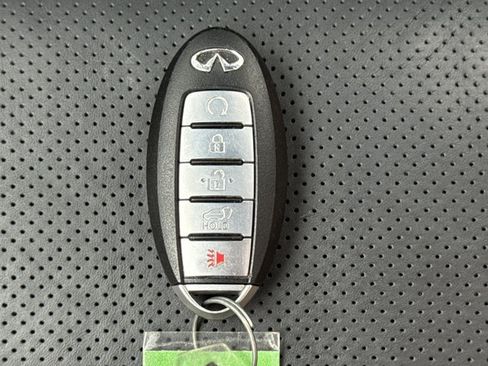 Used 2018 INFINITI QX80 4WD w/ Deluxe Technology Package image 29
