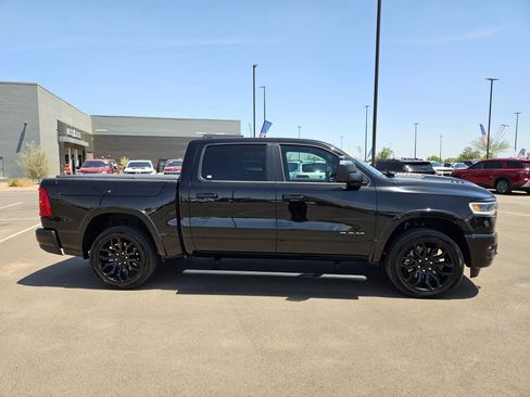 Used 2025 RAM 1500 Limited AWD/4WD image 7