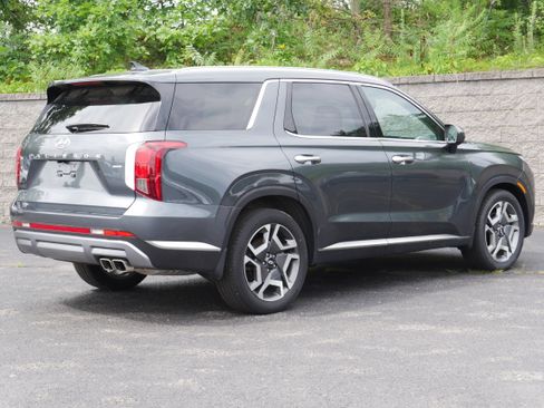 Used 2024 Hyundai Palisade Limited AWD/4WD image 9