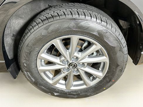 Used 2025 MAZDA CX-5 AWD 2.5 S w/ Preferred Package image 11