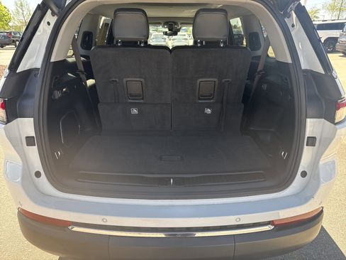 Used 2021 Jeep Grand Cherokee L Limited image 28