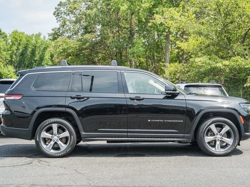 Used 2021 Jeep Grand Cherokee L Limited w/ Luxury Tech Group II AWD/4WD image 7
