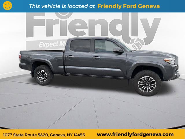 Used 2022 Toyota Tacoma TRD Sport AWD/4WD image 15