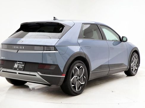 Used 2023 Hyundai Ioniq 5 SE w/ Cargo Package image 8