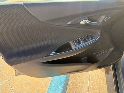 Used 2018 Chevrolet Malibu LT image 5