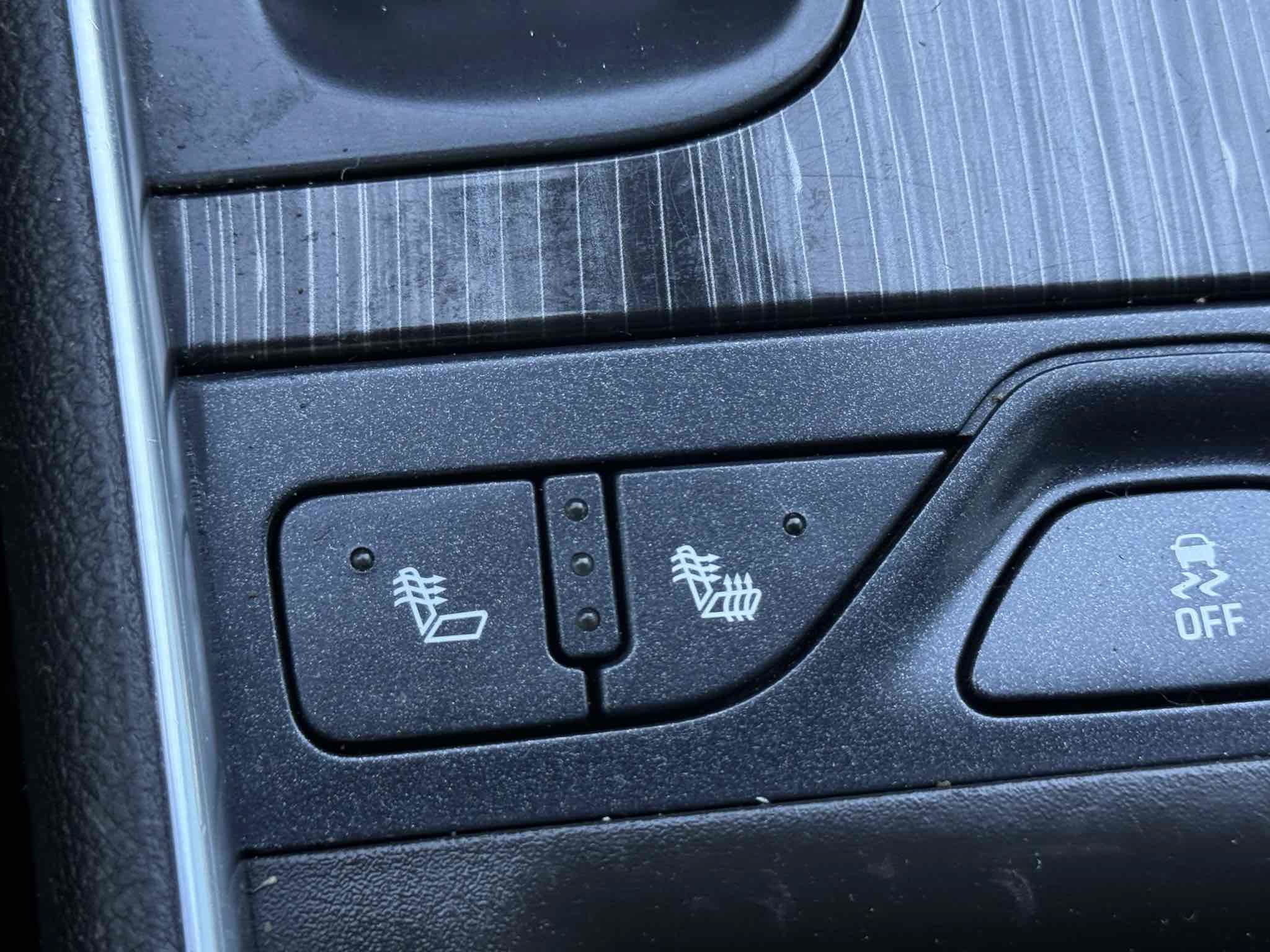 Used 2019 Chevrolet Impala Premier FWD image 15