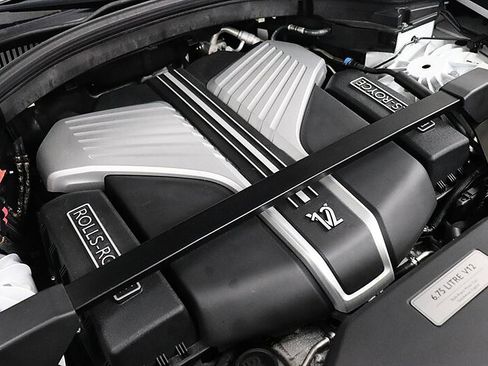 Used 2022 Rolls-Royce Cullinan w/ Cullinan Package AWD/4WD image 91